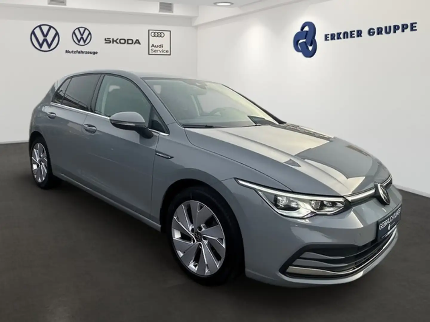 Volkswagen Golf VIII 2.0TDI DSG Style LED+ACC+NAVI+MASSAGE+++ Gris - 2