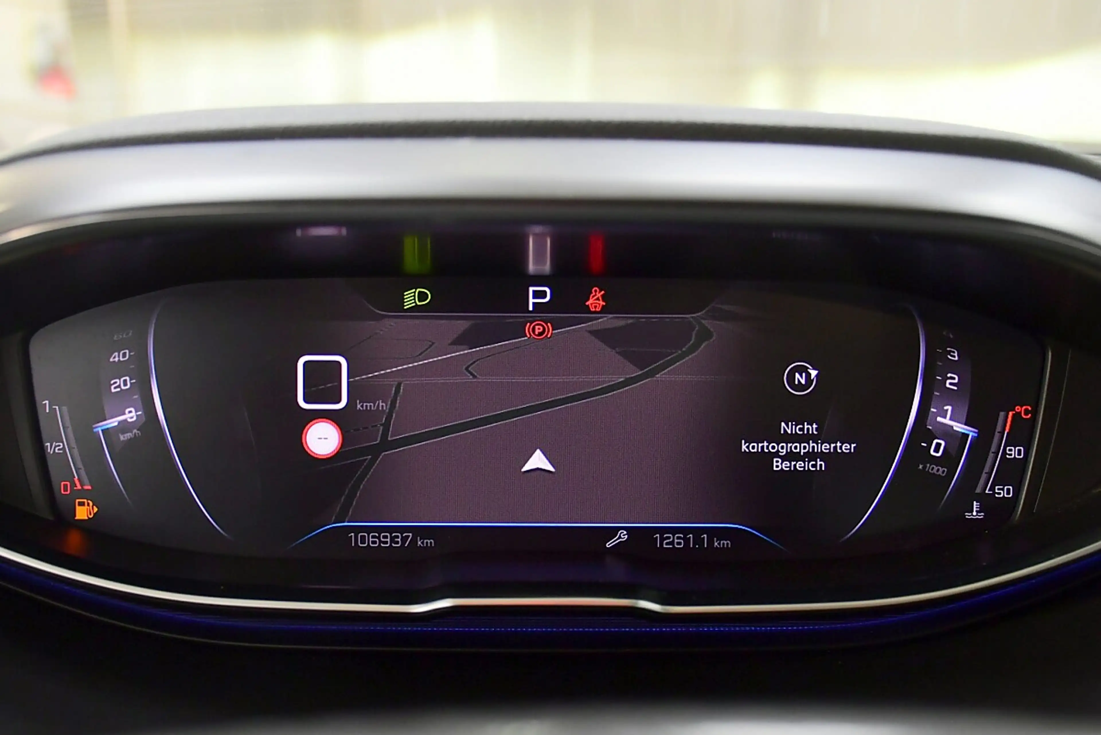 Peugeot 5008 BlueHDI 130 EAT8 Active Pack — photo 13