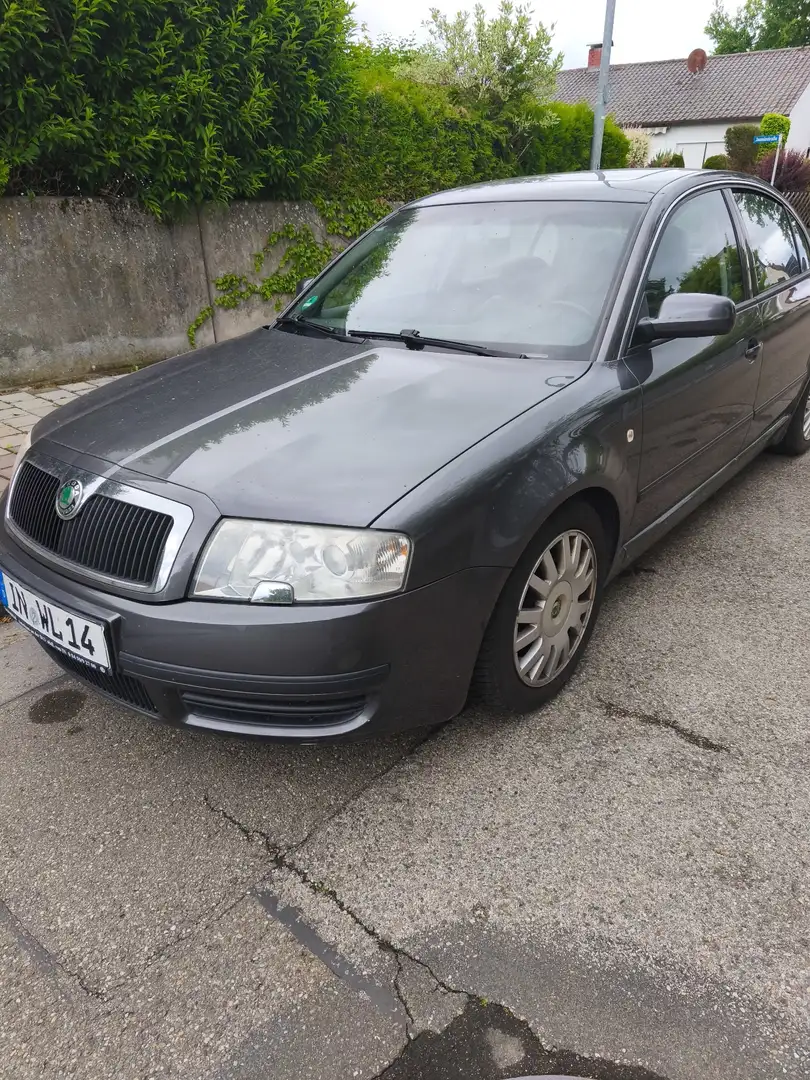 Skoda Superb 2.8 V6 Elegance - 2