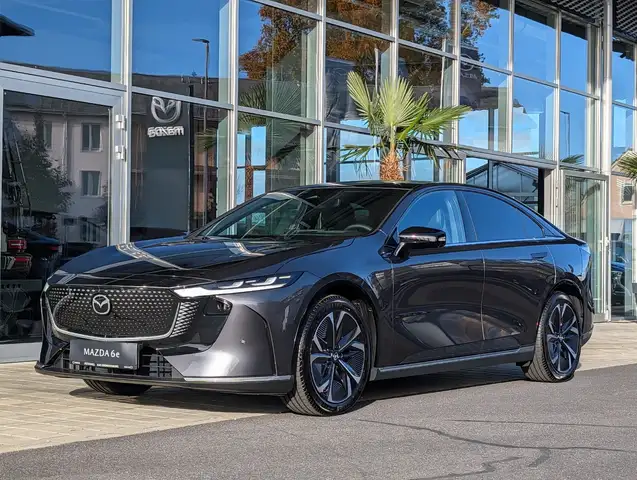 Mazda Mazda6 view 2