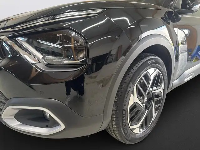 Citroen C4 view 9