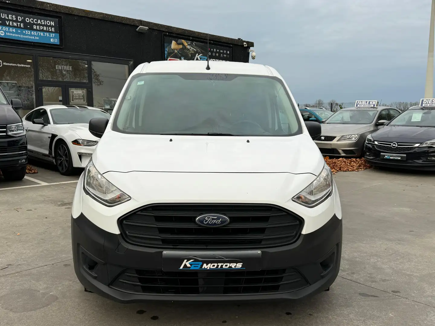 Ford Transit Connect 200 1.5 TDCi TVA DEDUCTIBLE Weiß - 2