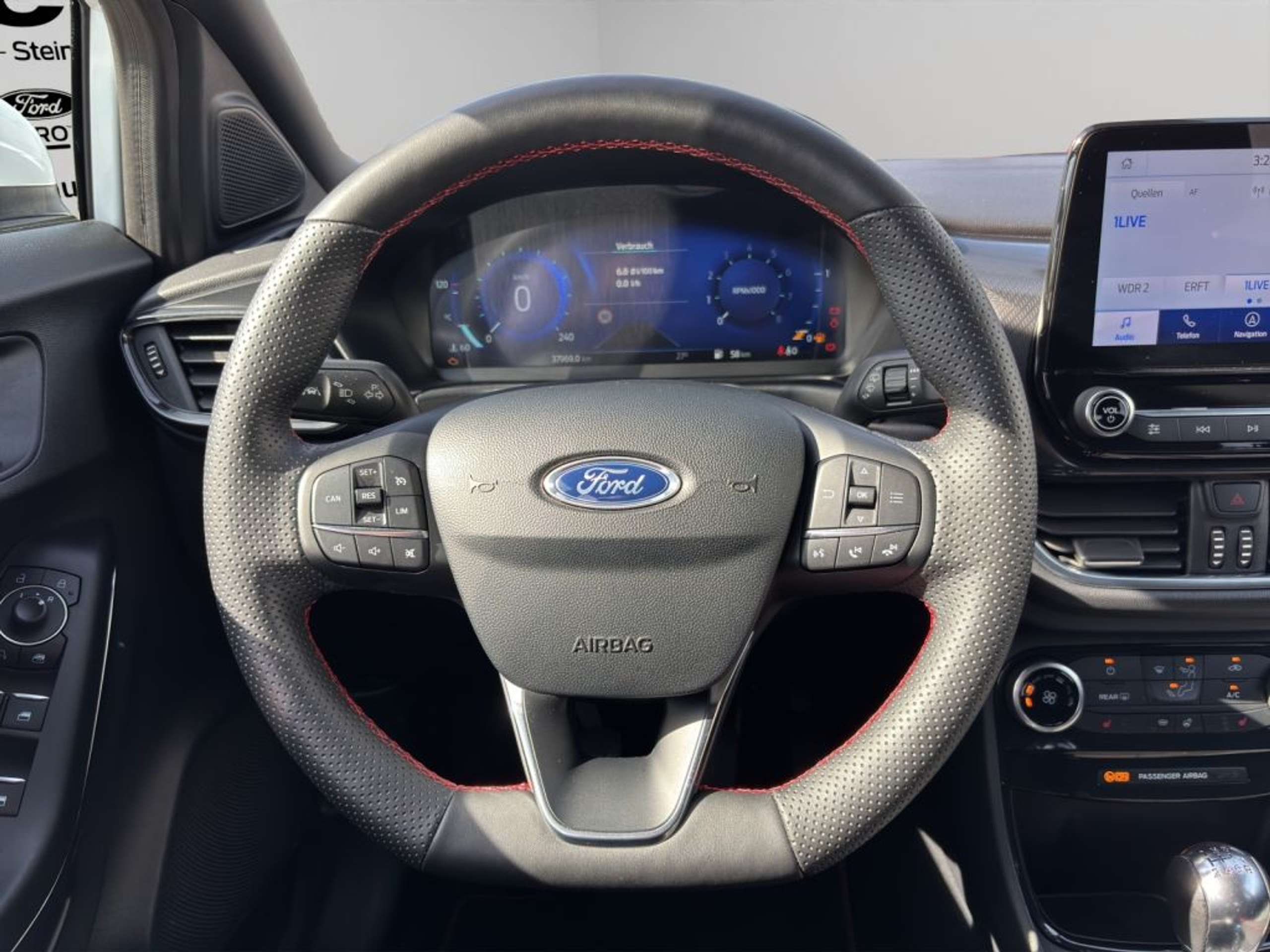 Fahrzeugabbildung Ford Puma ST-LINE 1.0 Ltr. 125 PS *CARPLAY*NAVI*RFK* - mit KI generiert/bearbeitet
