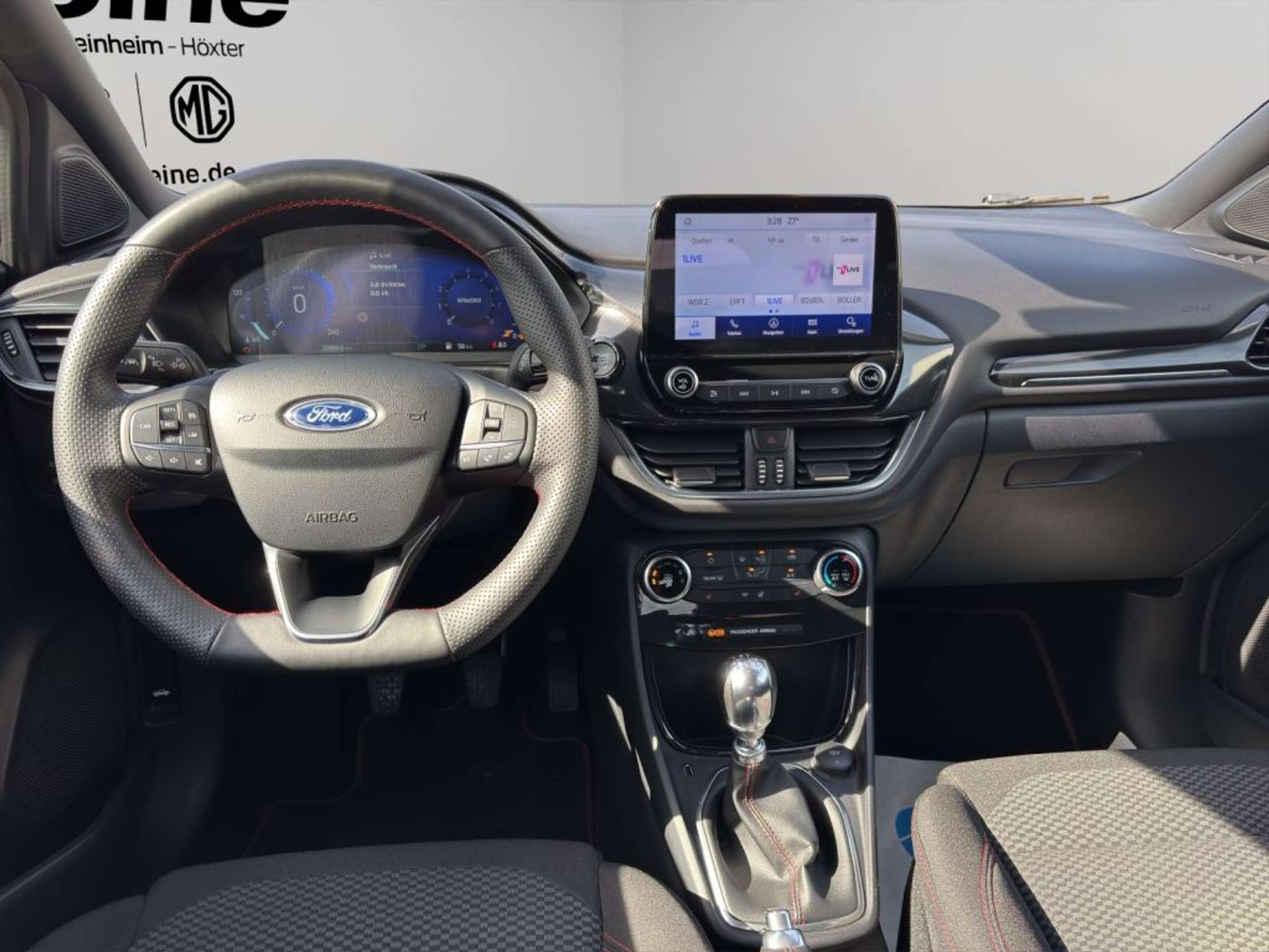 Fahrzeugabbildung Ford Puma ST-LINE 1.0 Ltr. 125 PS *CARPLAY*NAVI*RFK* - mit KI generiert/bearbeitet