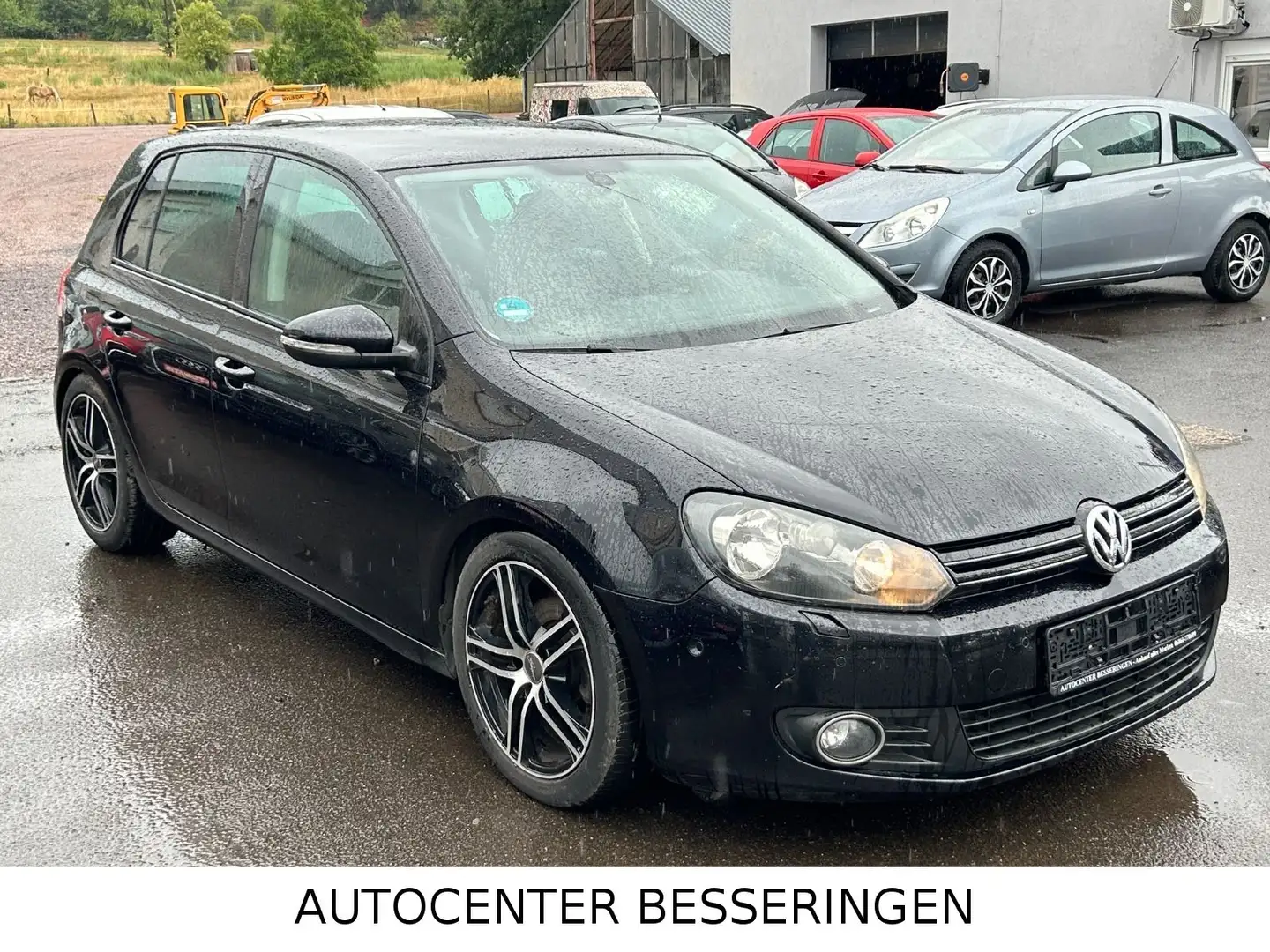 Volkswagen Golf 1.6 TDI * KLIMA * SITZHEIZUNG * EURO 5 * Schwarz - 2
