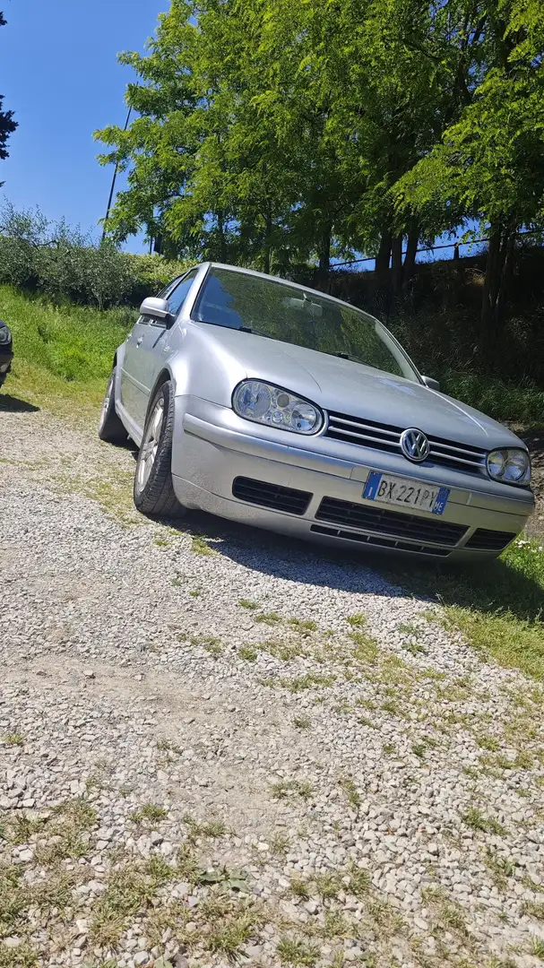 Volkswagen Golf 5p 1.9 tdi Highline 130cv - 1