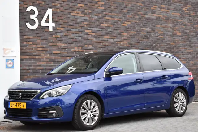 Peugeot 308 view 2