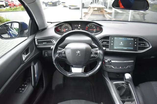 Peugeot 308 view 15