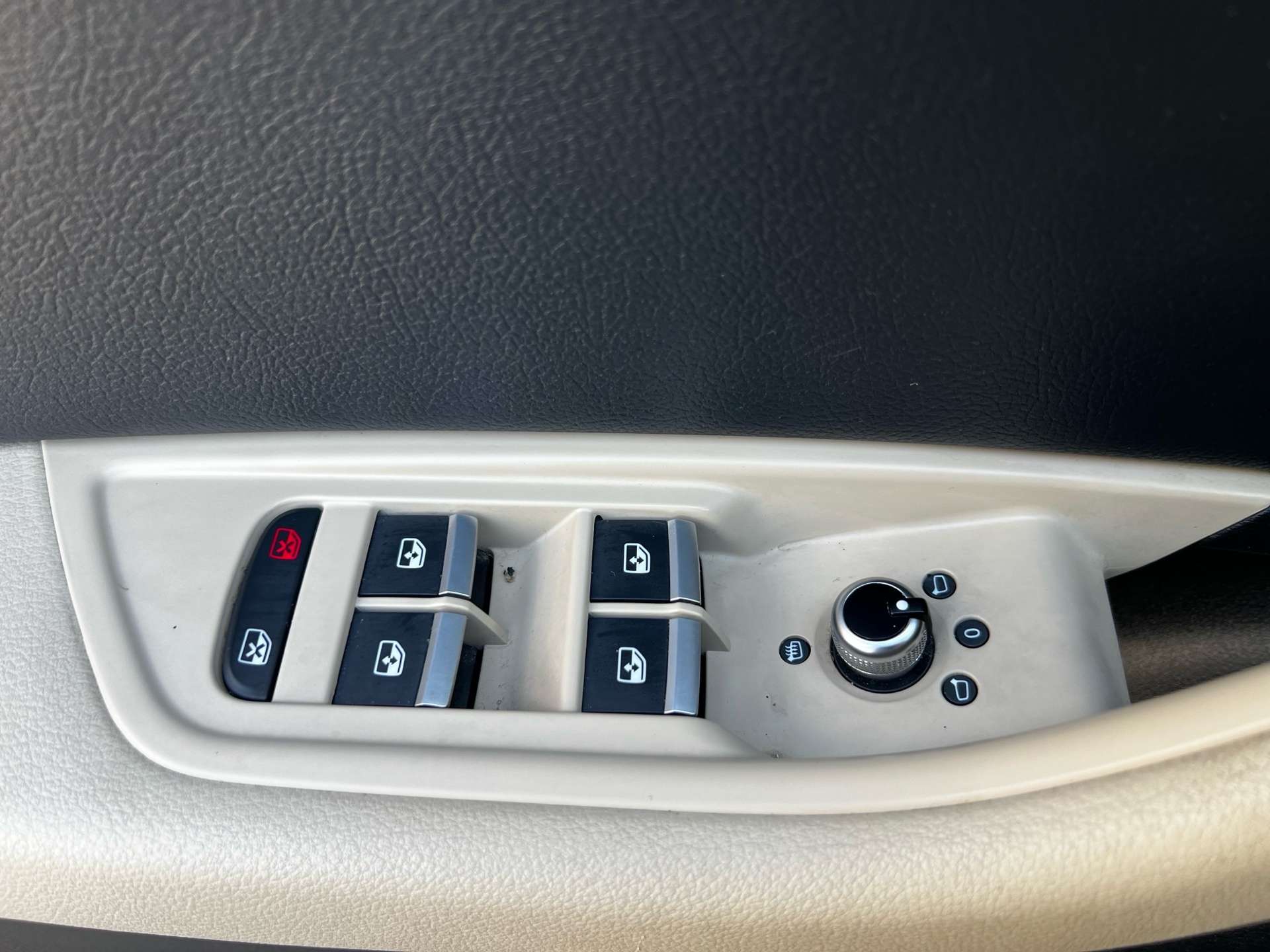 2018 Audi A4 2.0 TFSI quattro Komfort S tronic thumb 12