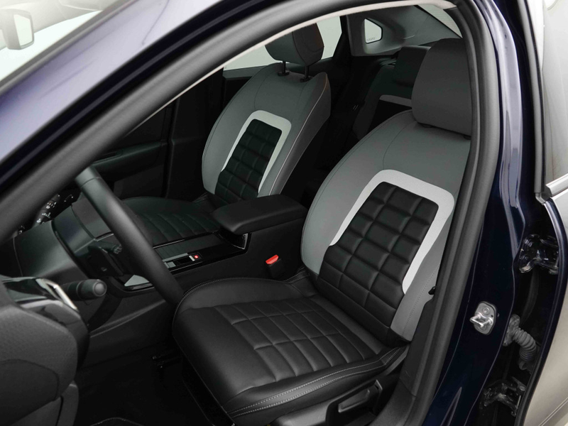Citroen C4 X 1.2 T 130 AUT MAX | Leather | GPS | Camera | Alu18 — photo 7