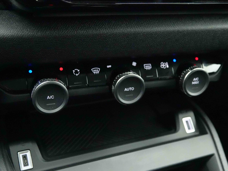 Citroen C4 X 1.2 T 130 AUT MAX | Leather | GPS | Camera | Alu18 — photo 15