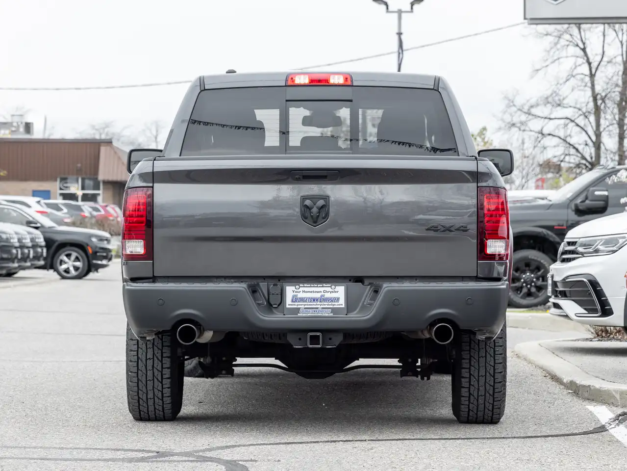 RAM 1500 снимка RAM 1500