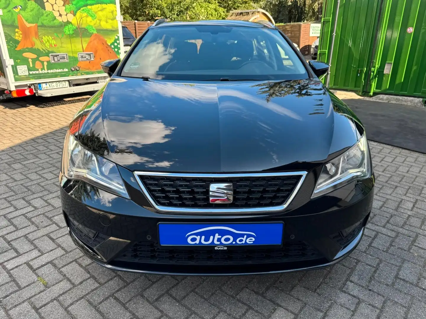 SEAT Leon ST Style | SHZ | PDC | LED | APP Schwarz - 2