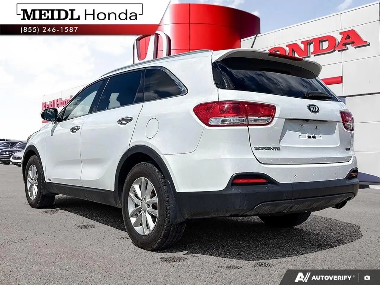 Kia Sorento снимка Kia Sorento