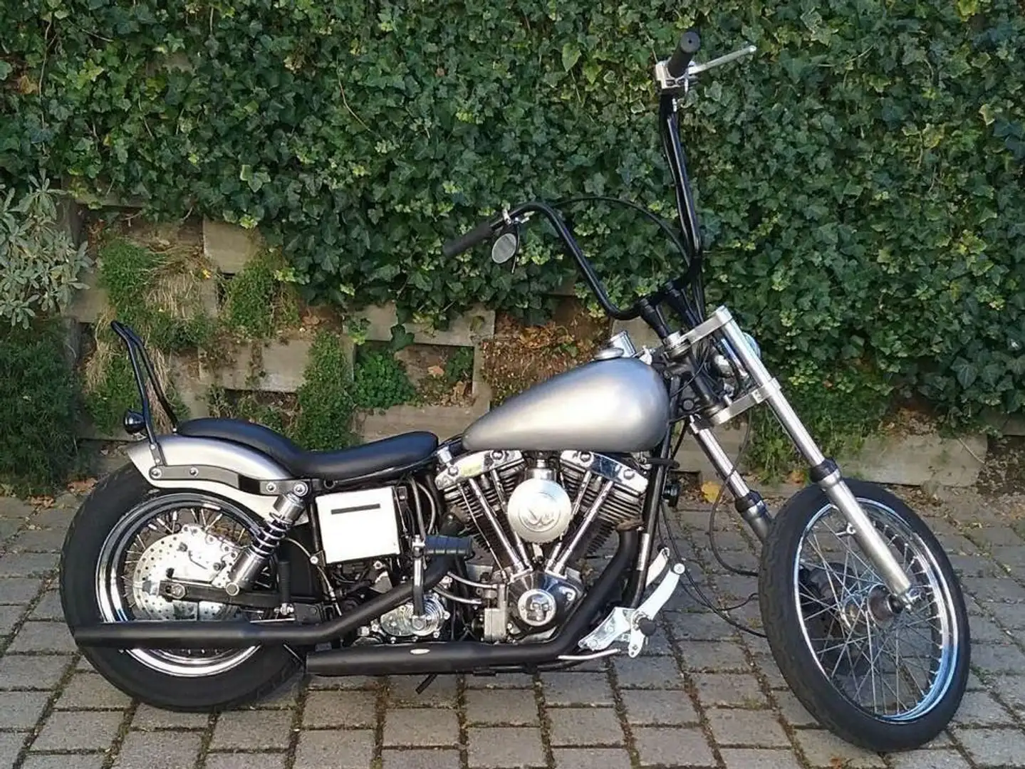 Harley-Davidson Late Shovel Grau - 1