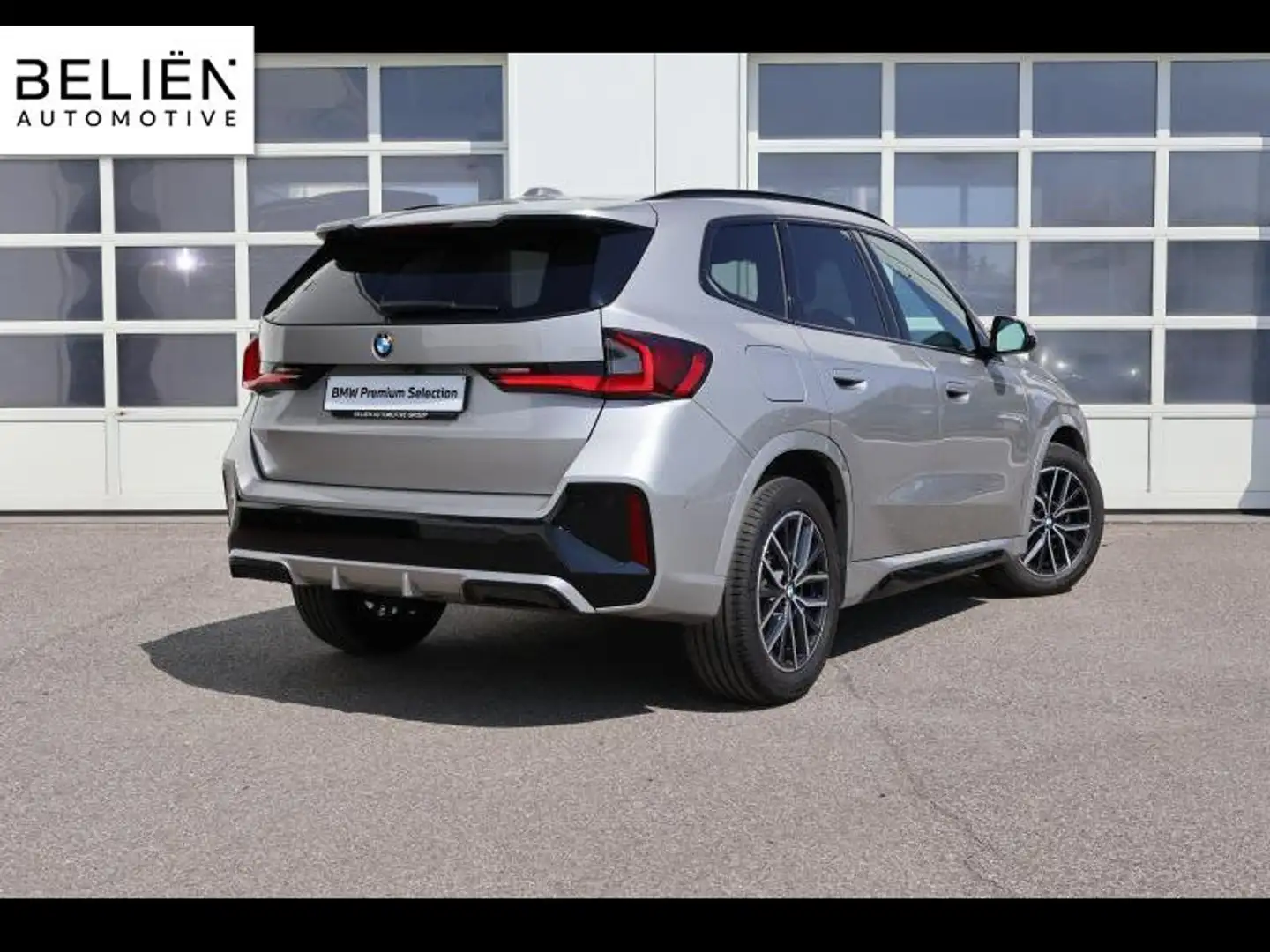 BMW X1 X1 18i Grijs - 2