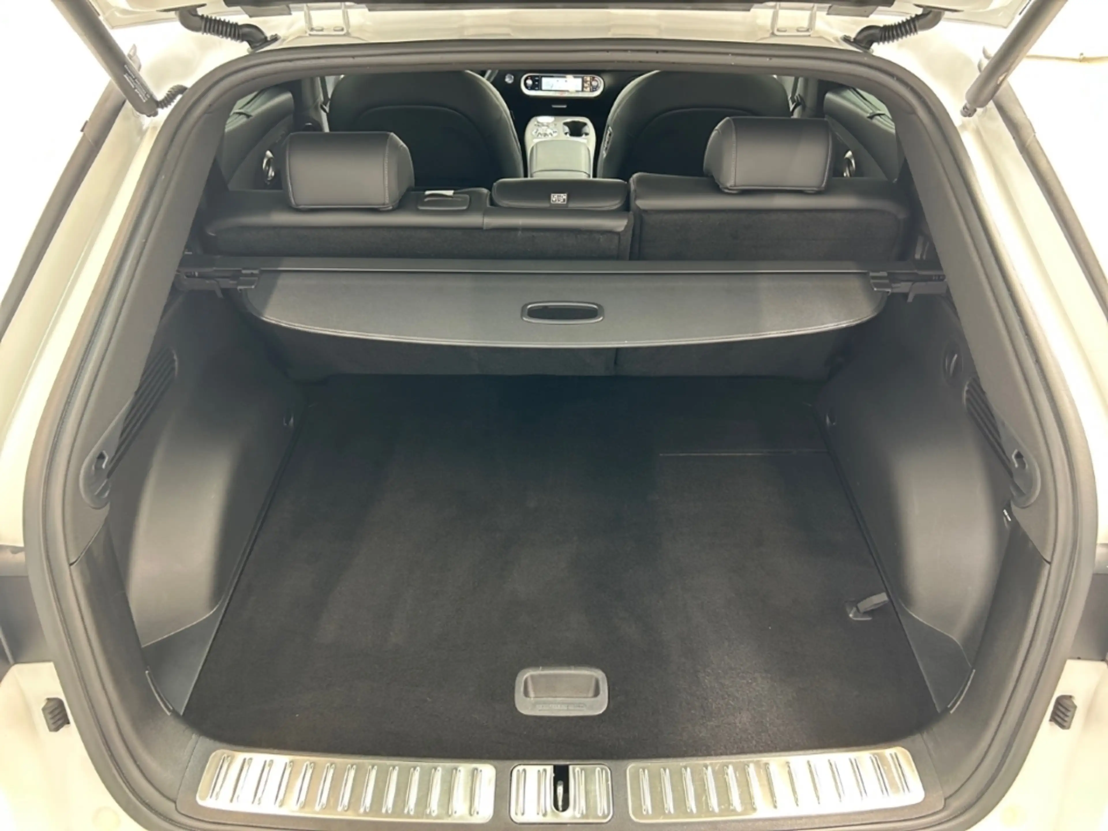 Genesis GV60 Sport Elektro 4WD Sportpaket Memory Sitze Soundsys — photo 15