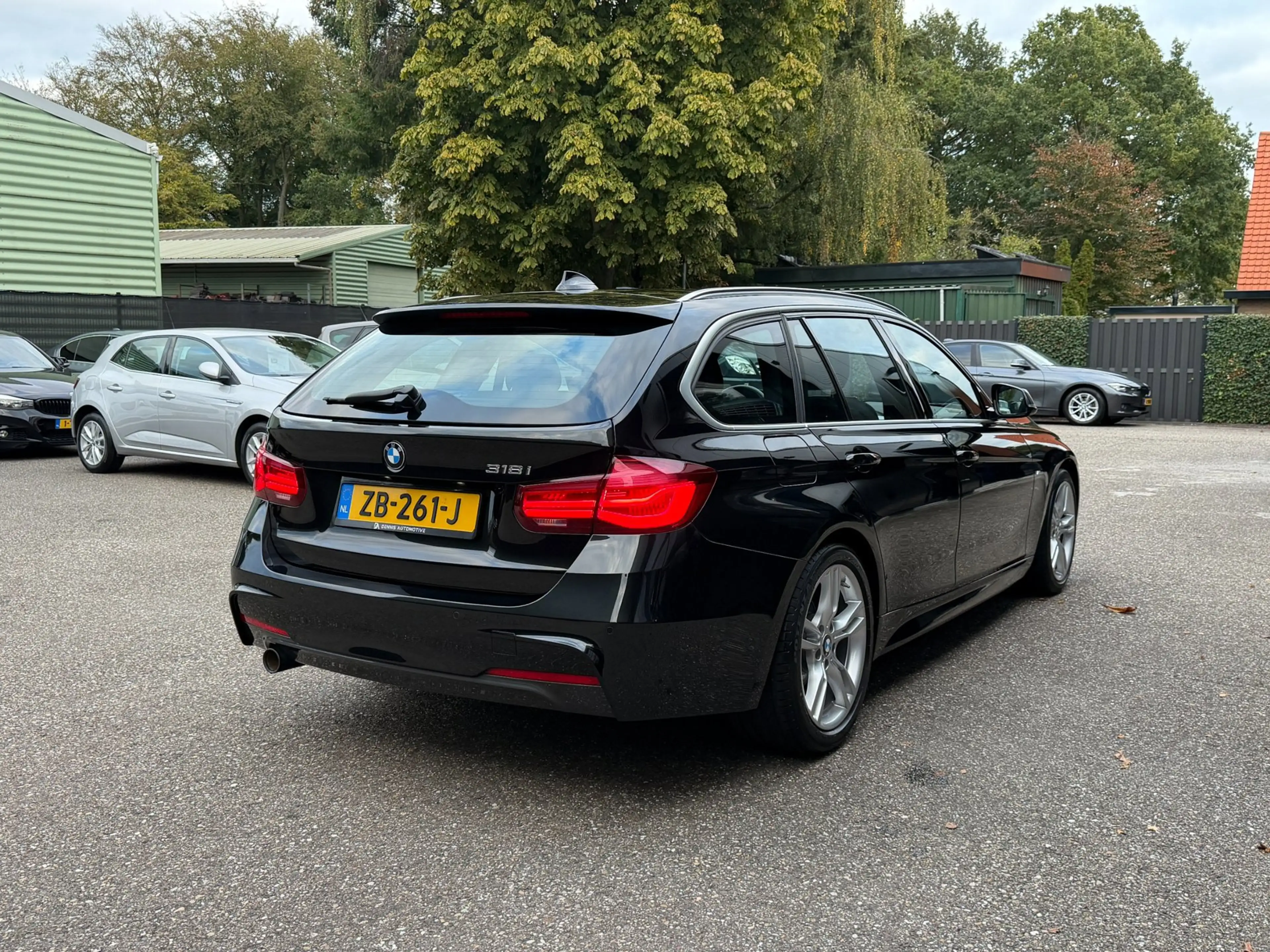 BMW 318 3-serie Touring 318i M-Sport LED Navi Leder Cruise — photo 29