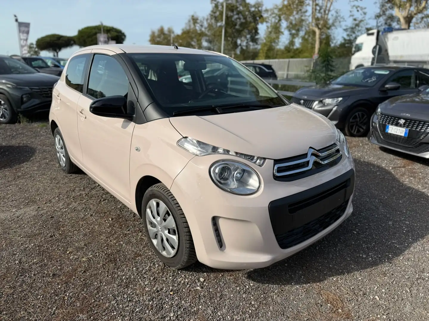 Citroen C1 VTi 72 S&S 5 porte Feel Beige - 2
