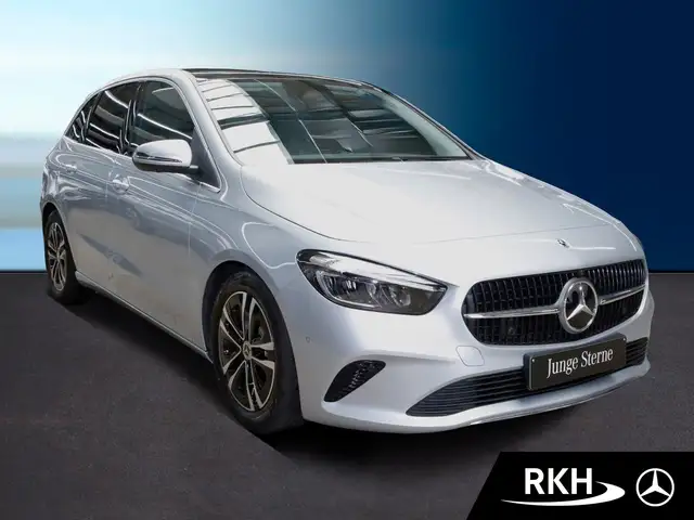 Mercedes-Benz B-Class view 2