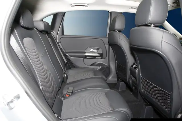 Mercedes-Benz B-Class view 8