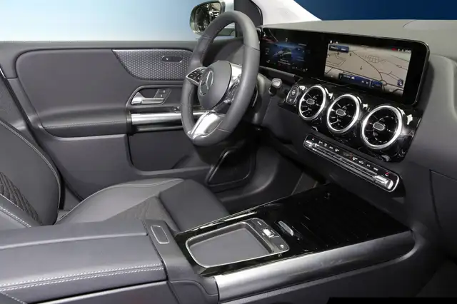 Mercedes-Benz B-Class view 7