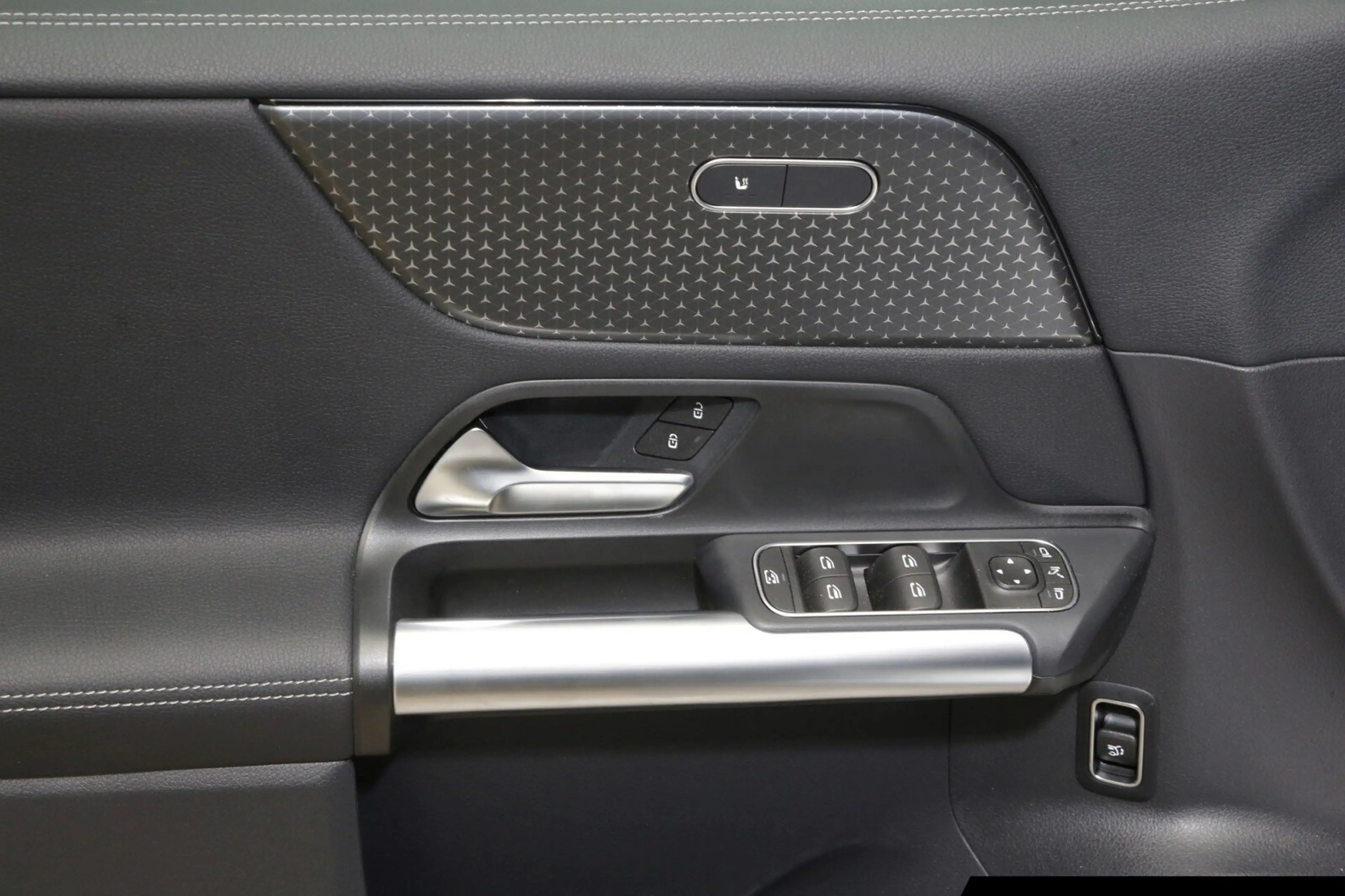 Mercedes-Benz B 220 B 220 4M Progressive/Navi/Pano/360°/LED/Totw. — photo 14