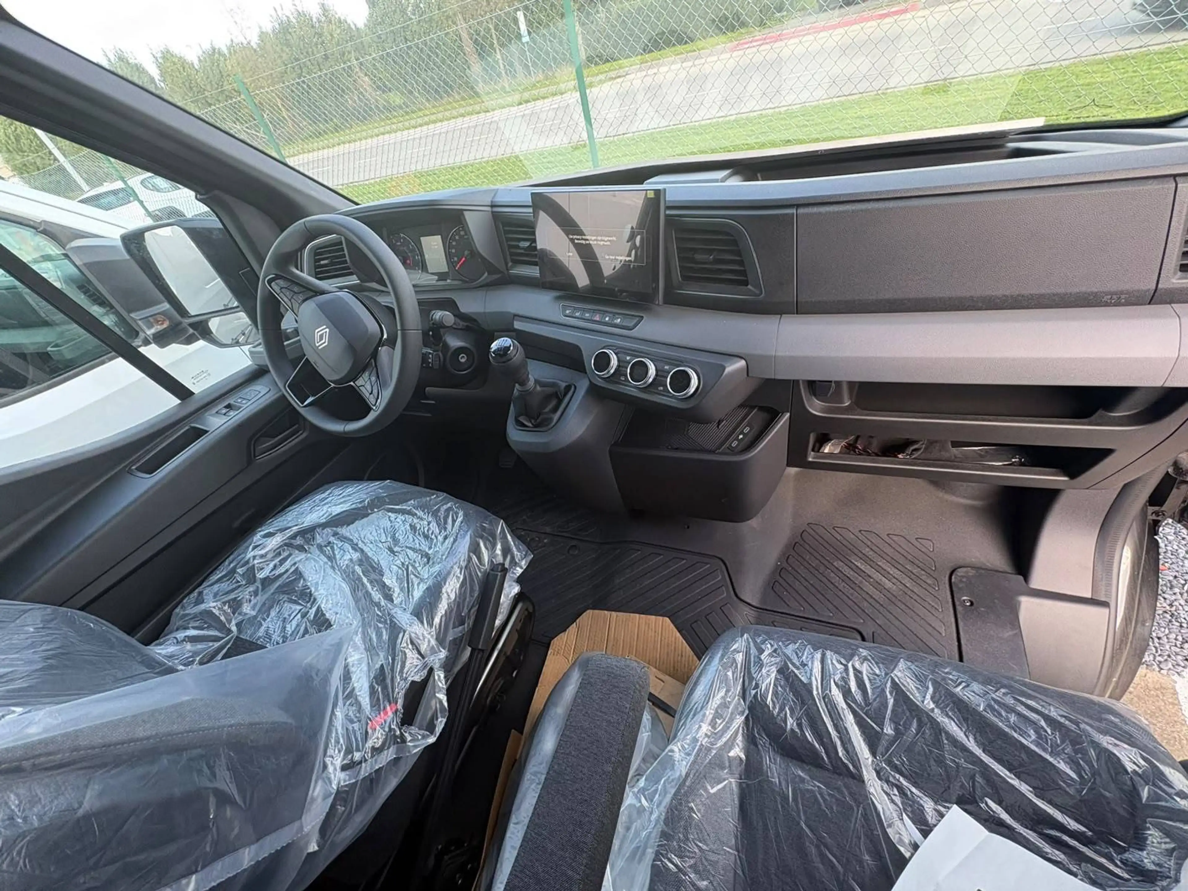Renault Master Master RED VAN 170pk L2H2 — photo 10