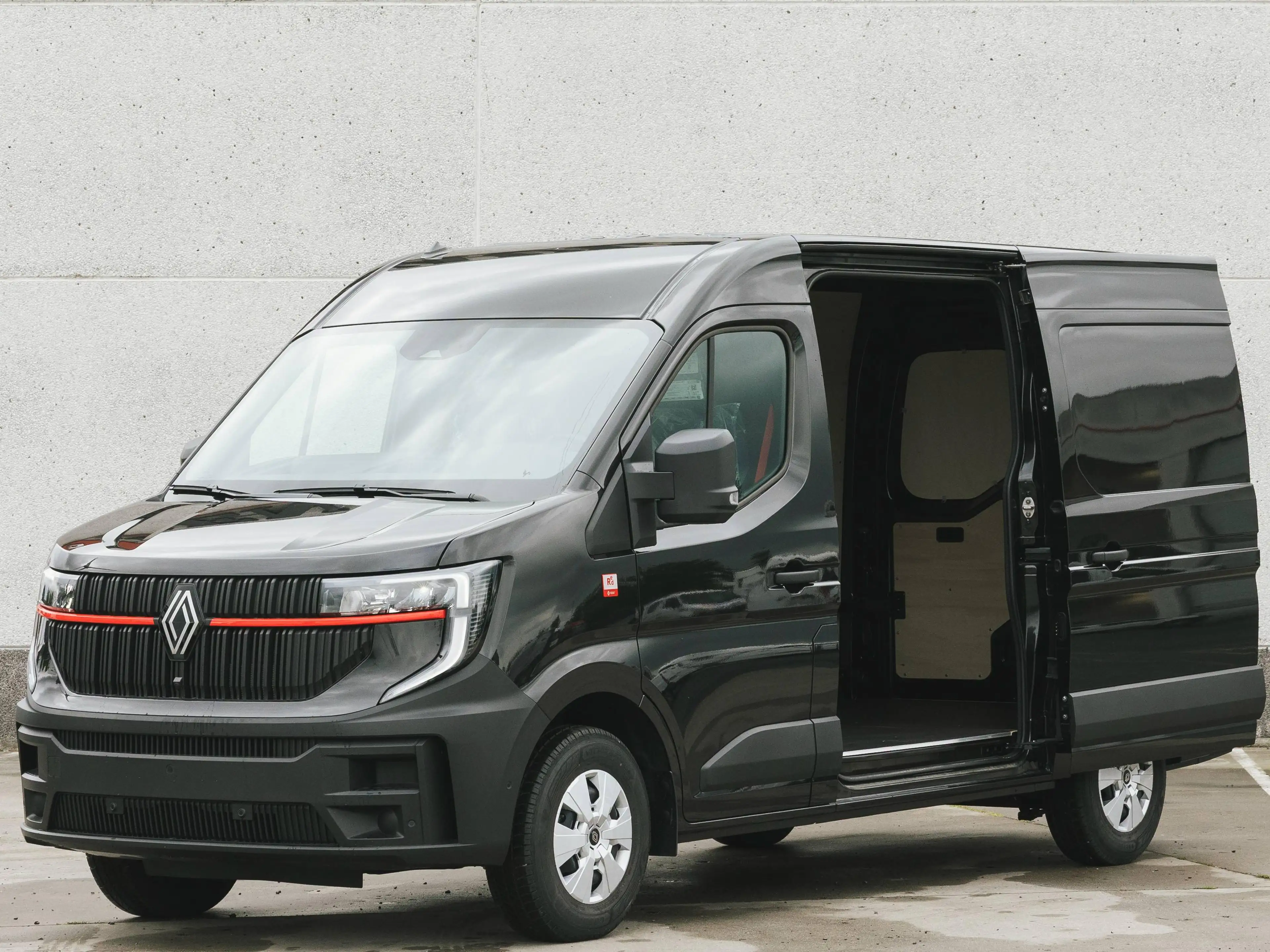 Renault Master Master RED VAN 170pk L2H2 — photo 4
