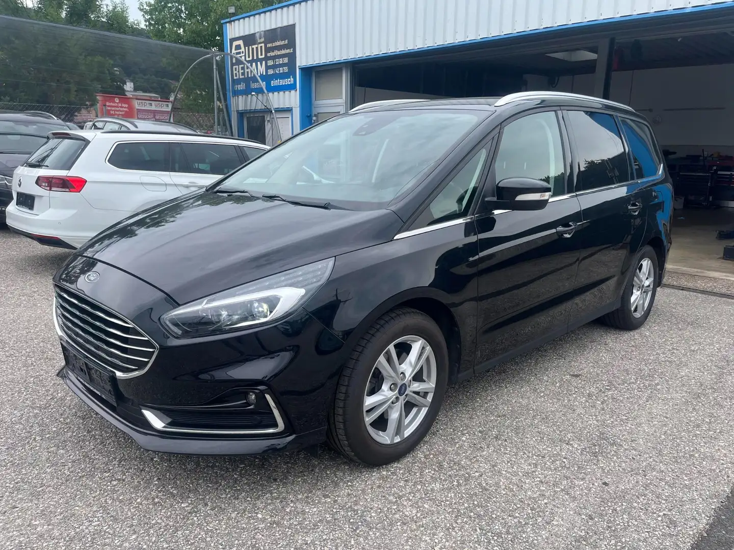 Ford Galaxy 2,0 EcoBlue Titanium 7-Sitzer-LED-Navi-Carplay Negro - 1