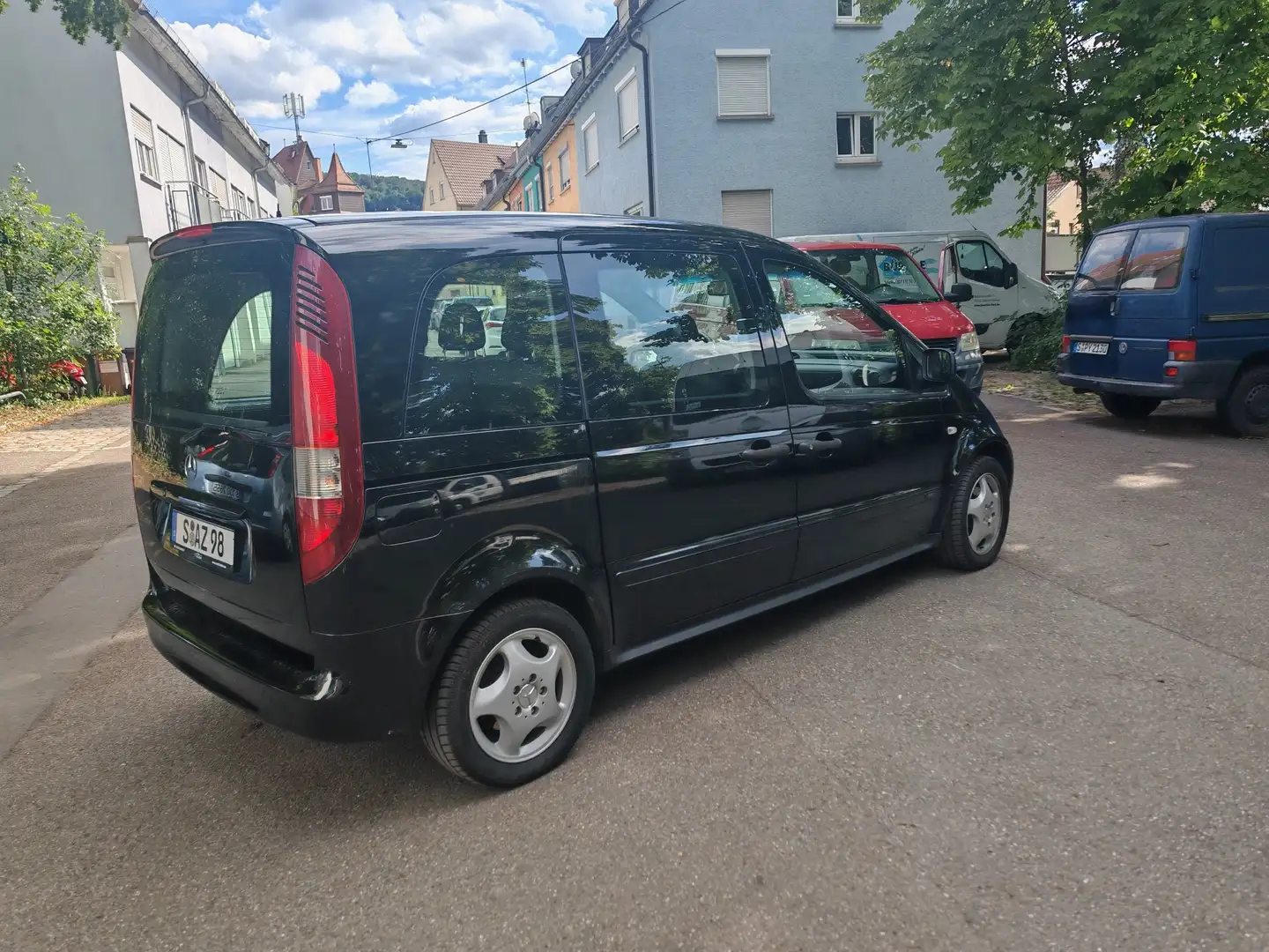 Mercedes-Benz Vaneo 1.9 Trend Schwarz - 1