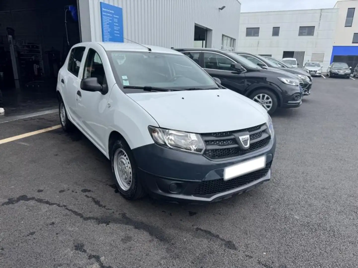 Dacia Sandero 1.2 16v 75ch Ambiance Blanc - 2
