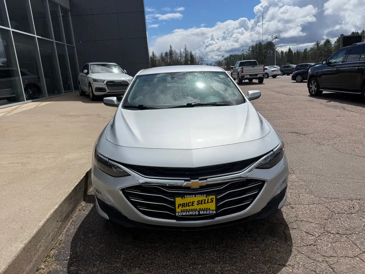 Chevrolet Malibu снимка Chevrolet Malibu
