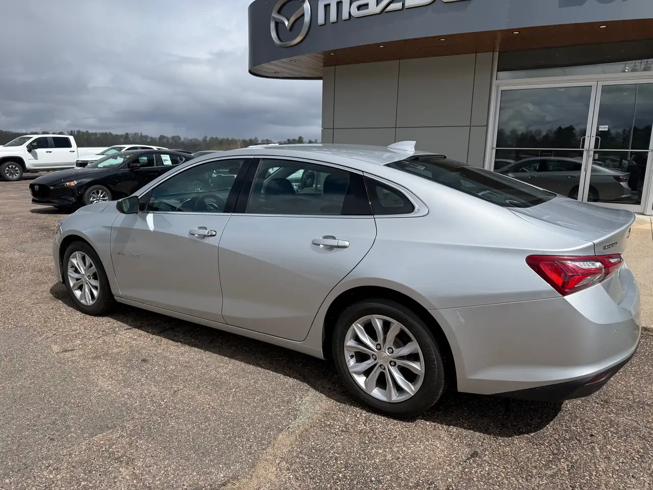 Chevrolet Malibu снимка Chevrolet Malibu