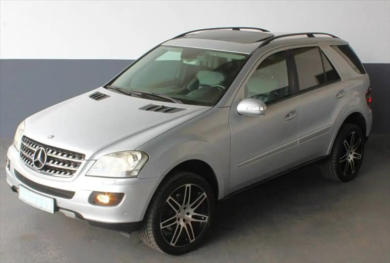 Mercedes-Benz ML 320 CDI 4Matic Navi el.GSD Bi-Xenon Alu 20" Argent - 1