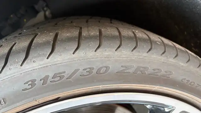Porsche Cayenne view 11