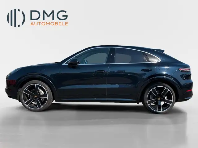 Porsche Cayenne main image