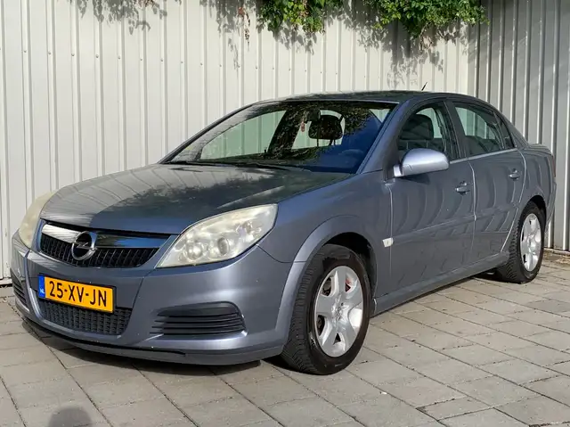 Opel Vectra 1.8-16V Comfort|Navigatie|Climate Control|Dealer O