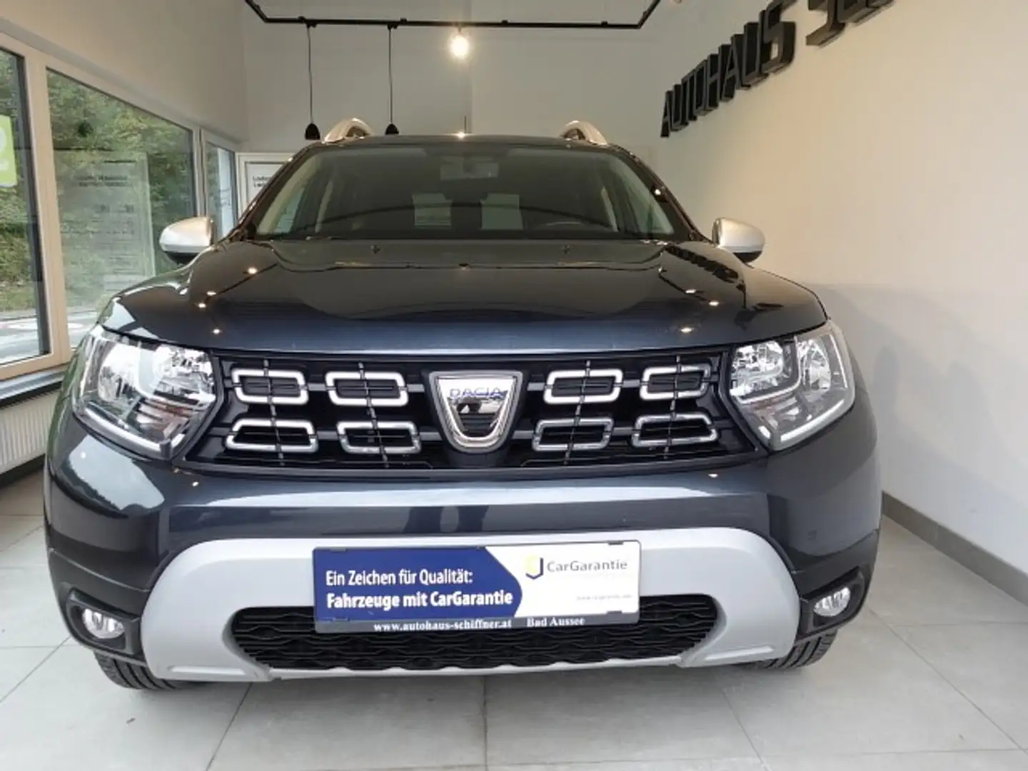 Dacia Duster Blue dCi 115 S&S Prestige Grau - 2