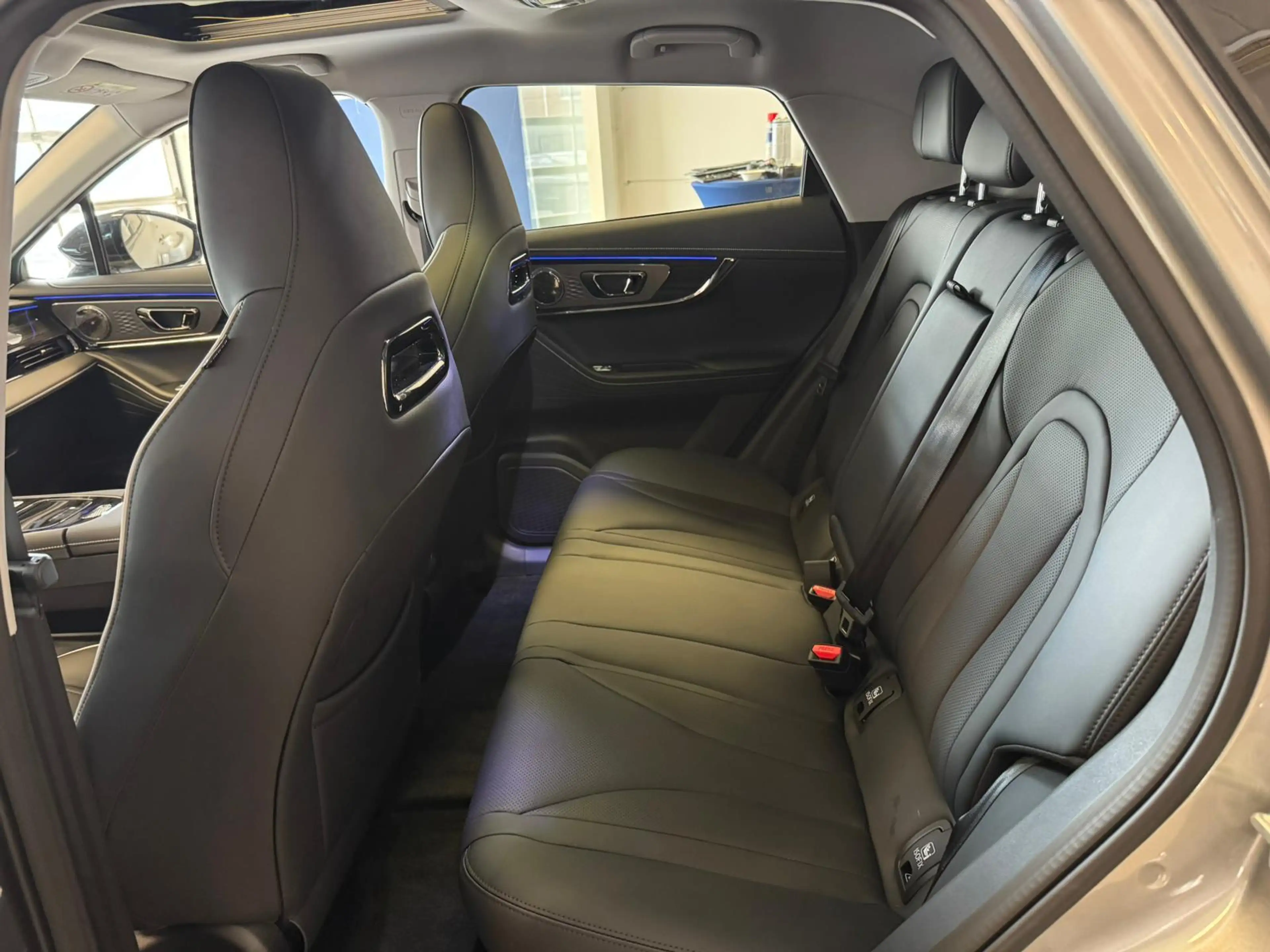 Omoda 5 EV Premium — photo 15