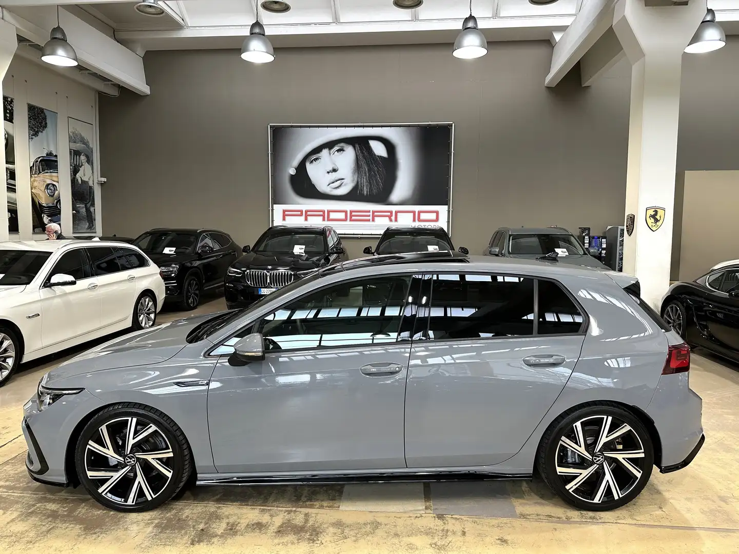 Volkswagen Golf 1.5 etsi evo R-Line 150cv DSG-18"-Tetto-Camera-IQ Grigio - 2