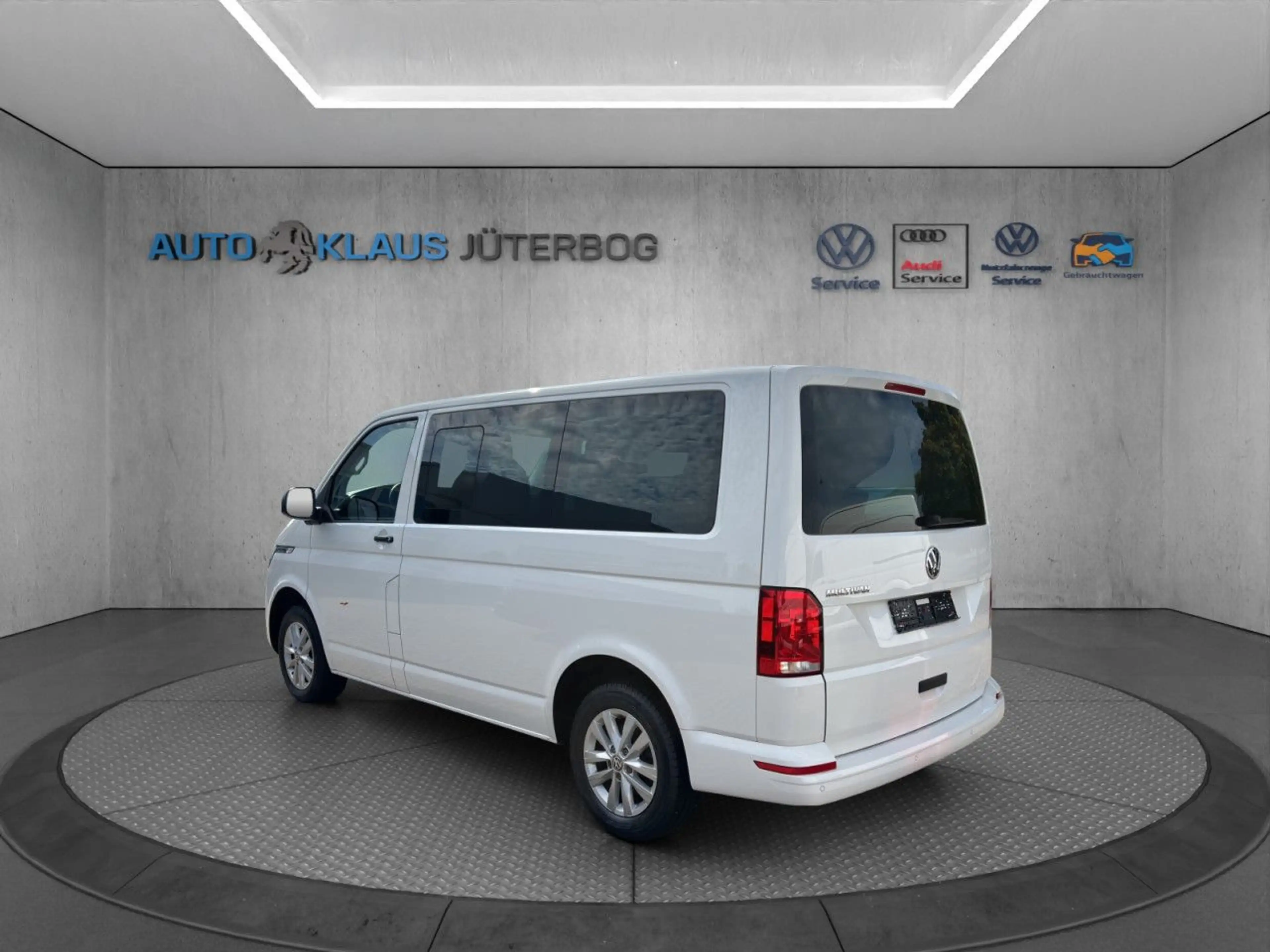 Volkswagen T6.1 Multivan T6.1 2.0 TDI Multivan (EURO 6d) Navi Klima — photo 4