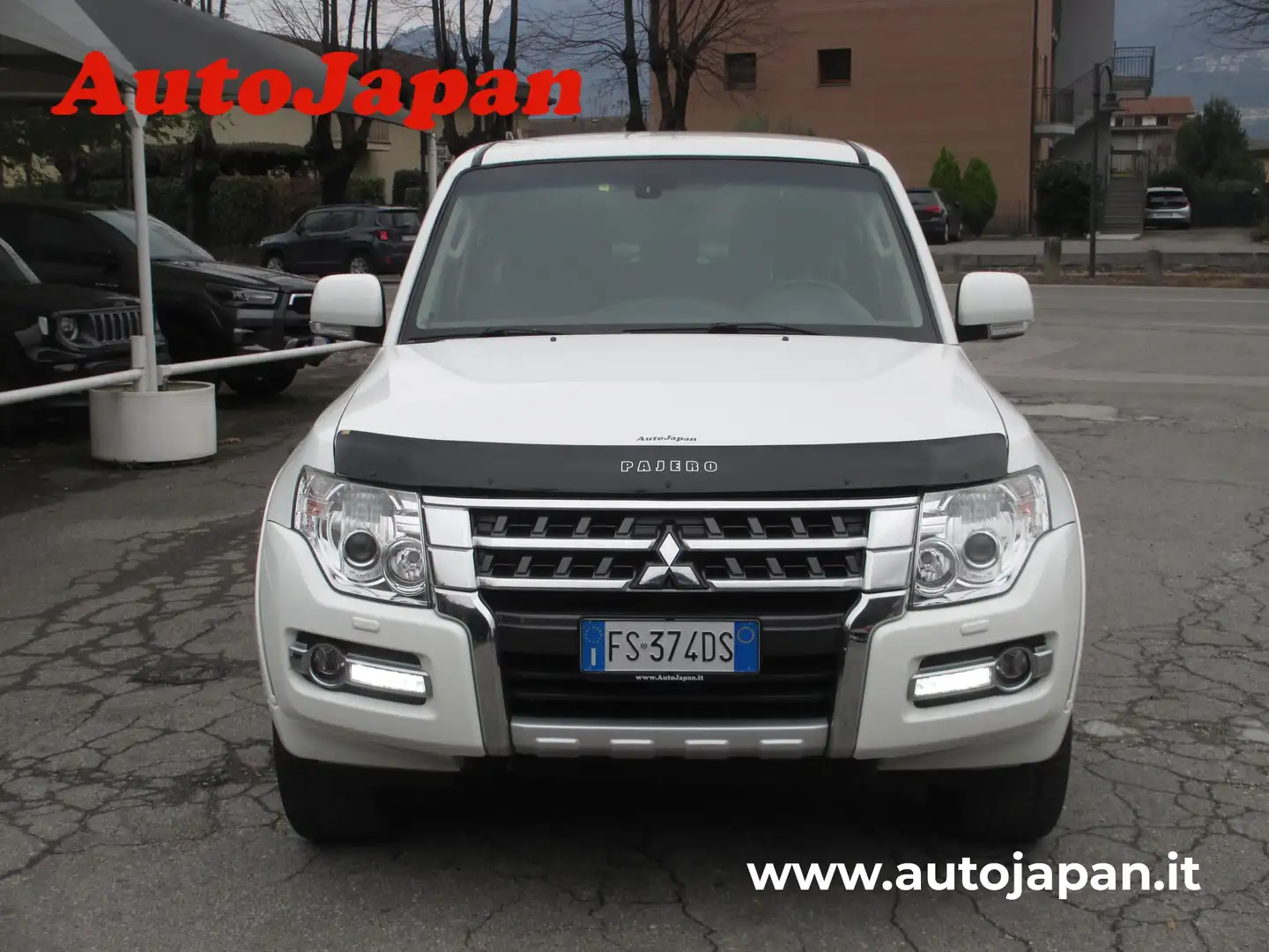 Mitsubishi Pajero 3.2 5P. Intense 190 CV Weiß - 2