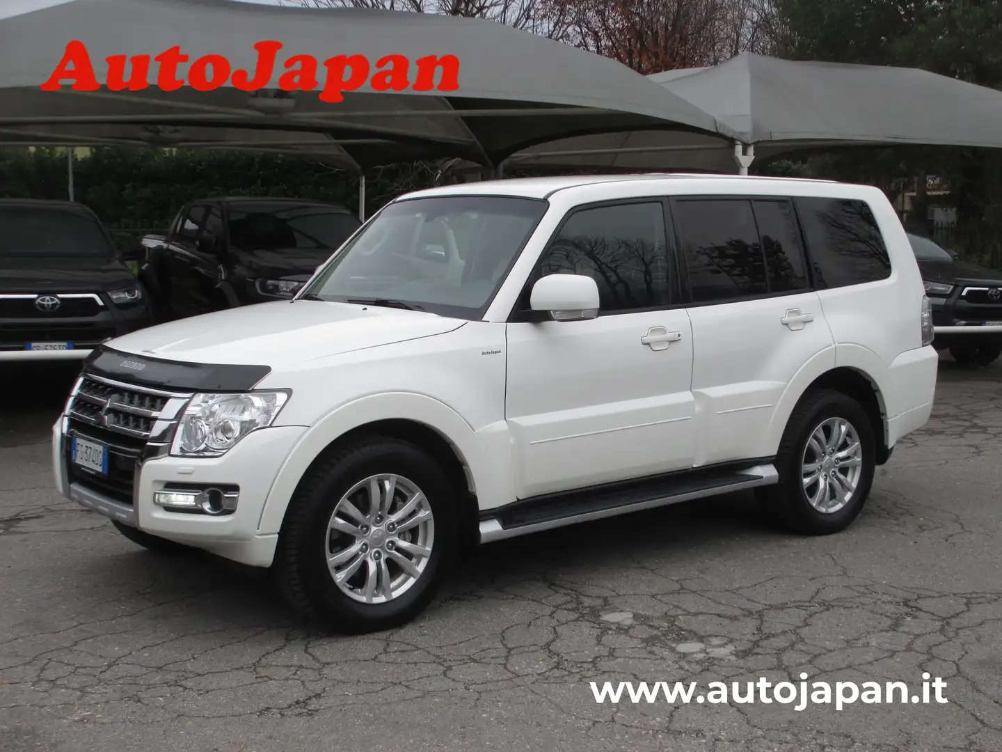 Mitsubishi Pajero 3.2 5P. Intense 190 CV Weiß - 1