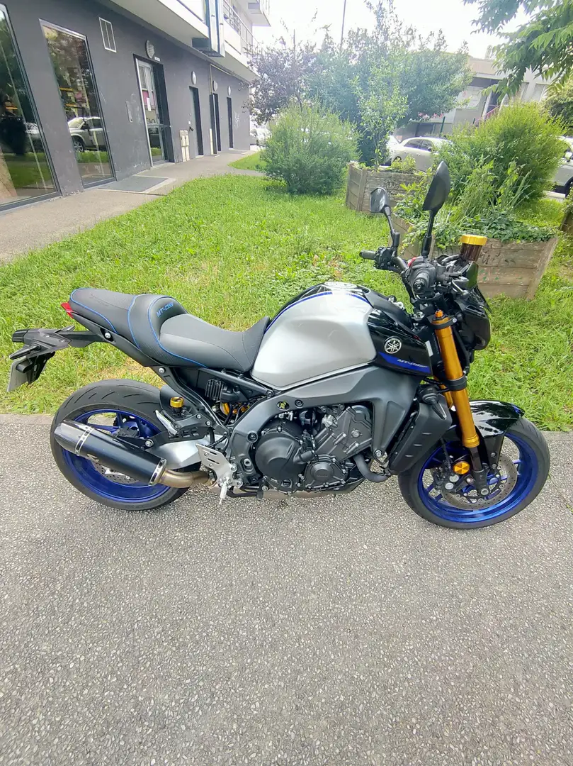 Yamaha MT-09 - 2