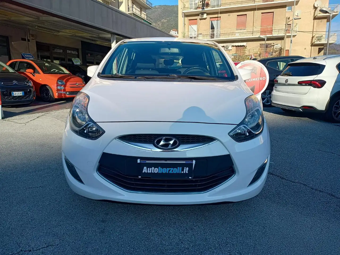 Hyundai iX20 1.4 CRDI 90 CV Comfort - UNICOPROPRIETARIO Blanc - 2