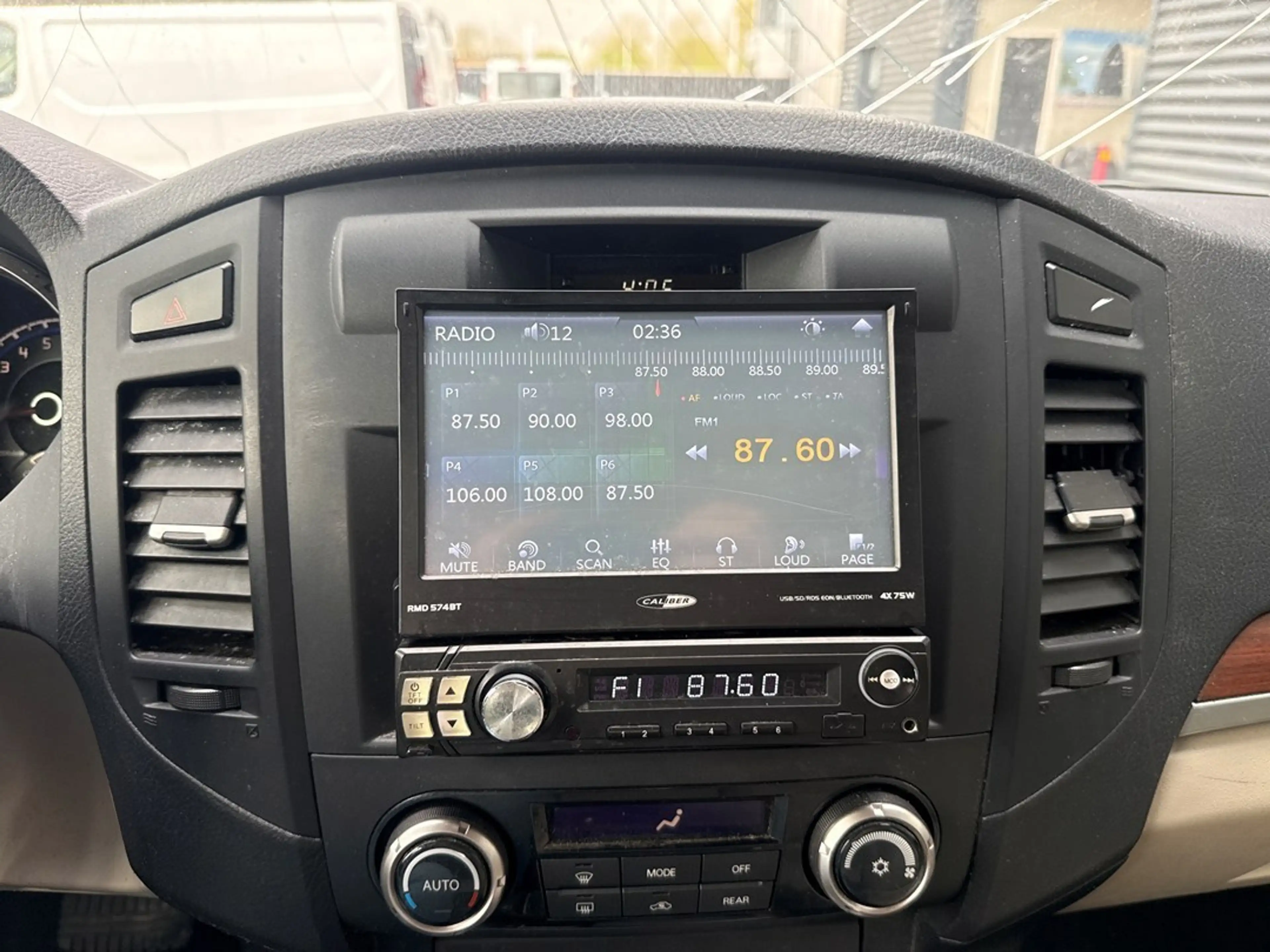 Mitsubishi Pajero 7 persoons 3.0 V6 2.972cc 133kW (181pk) 4x4 — photo 15
