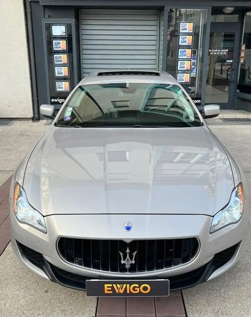 Maserati Quattroporte v6 3.0l 330ch 1er main toit ouvrant cuir sieges electriques chauffant entretien complet Grau - 2