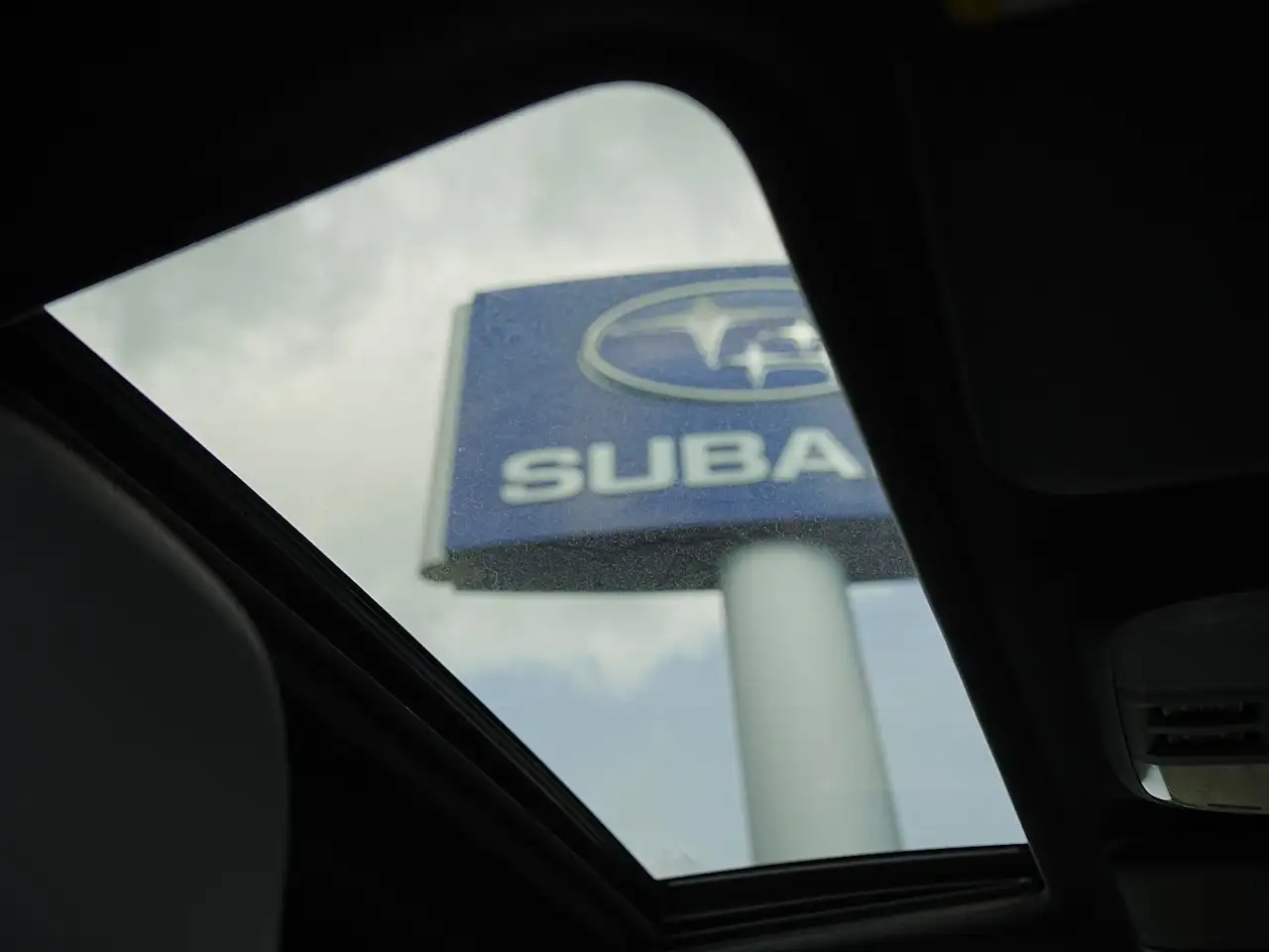 Subaru WRX снимка Subaru WRX