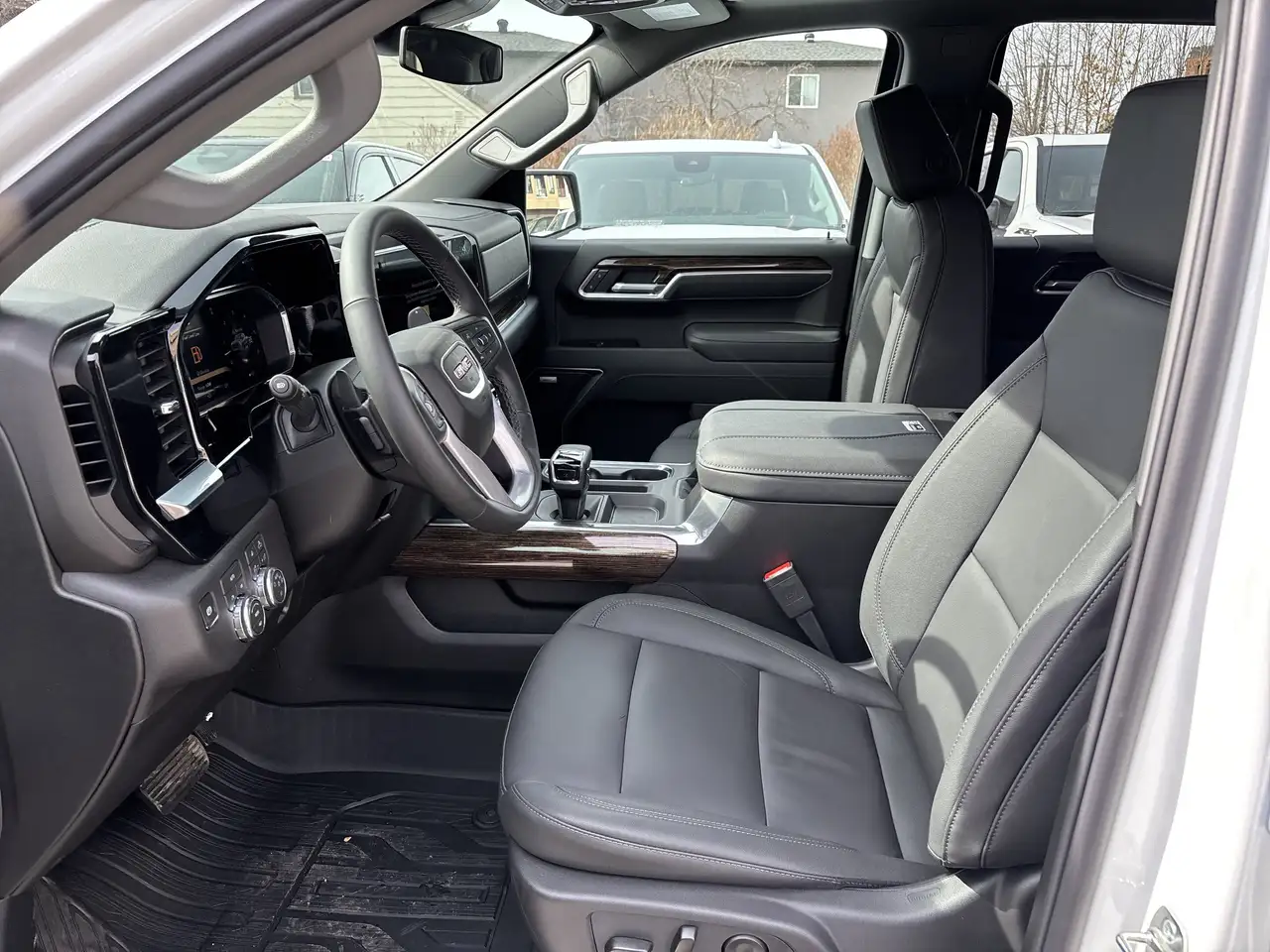 GMC Sierra 1500 снимка GMC Sierra 1500